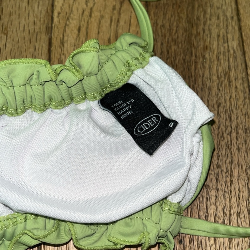 Small Green String Bikini - Picture 4 of 4